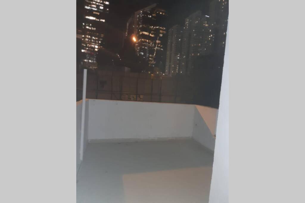 Magnifique Studio Avec Grande Terasse A Tel Aviv Διαμέρισμα Εξωτερικό φωτογραφία
